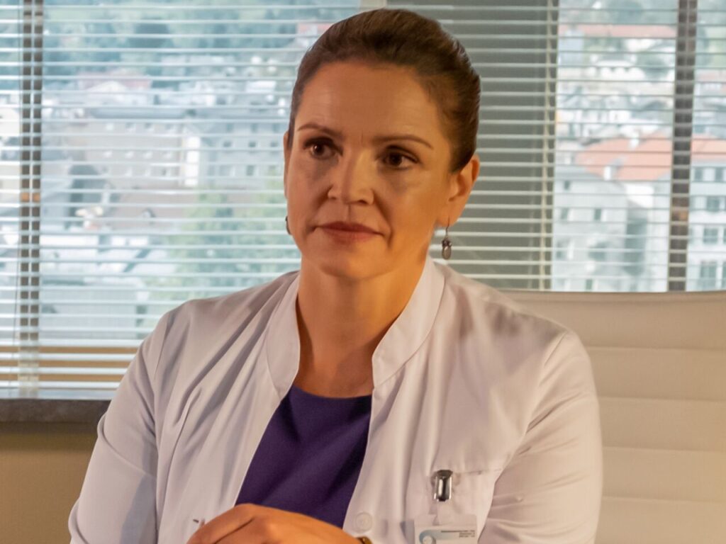 rebecca immanuel figur